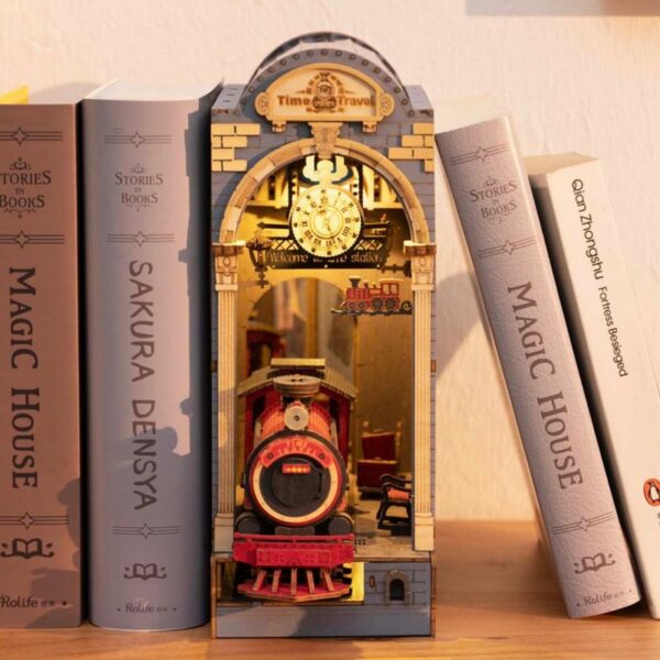 time-travel-book-nook-rolife-5